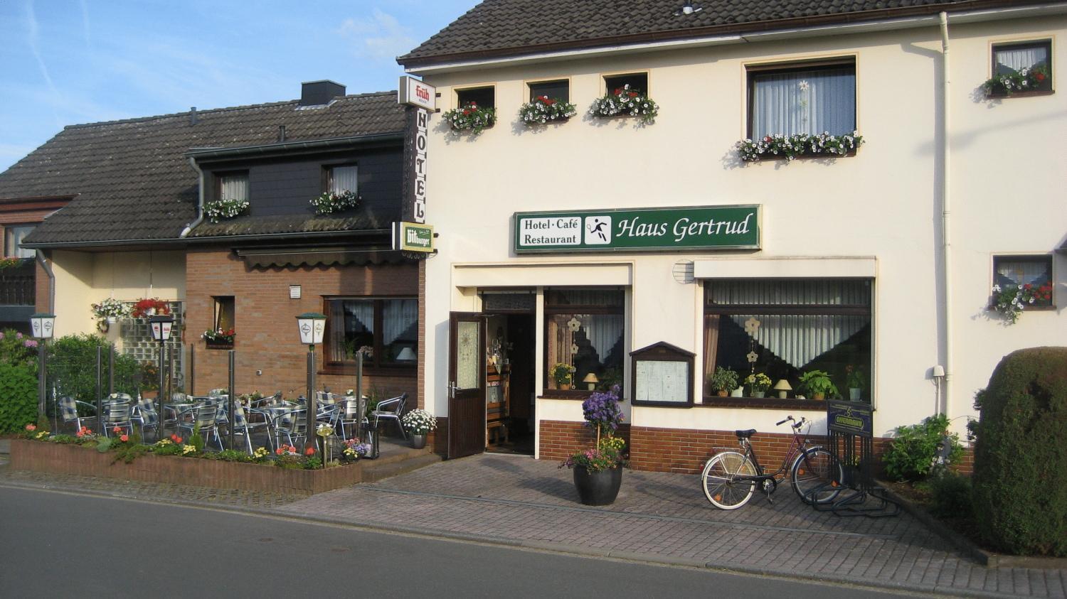 Hotel Haus Gertrud Simmerath Exterior photo